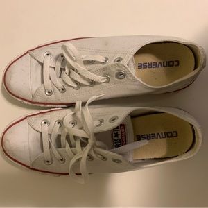 Women’s White Converse size 10 W